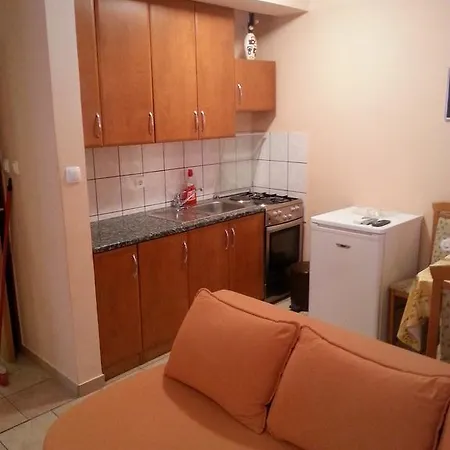 Apartmani Ana *
